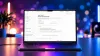 Laptop zeigt die Benutzeroberfläche der neuen Claude-Projekte mit Threads, Kontext und Anweisungen.